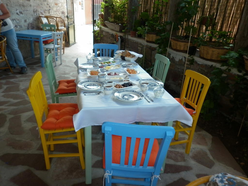 Mahzen Hotel Ayvalı Esterno foto