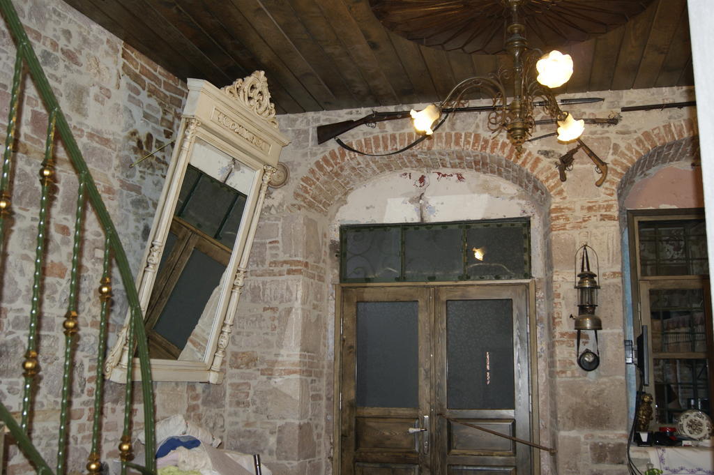 Mahzen Hotel Ayvalı Esterno foto